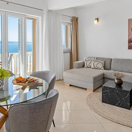 Ana With Private 50m2 Pool, 7 Bedrooms, 7 Bathrooms, 18 Persons Max